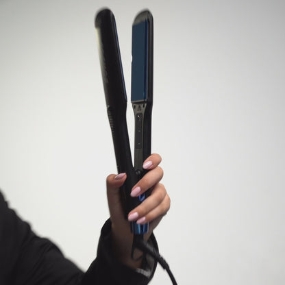 Plancha Profesional En Titanio Pollux Ancha